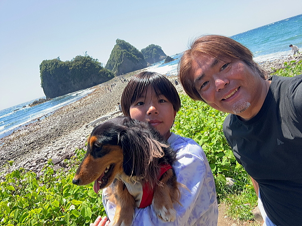 堂ヶ島公園の海岸線と海の景色